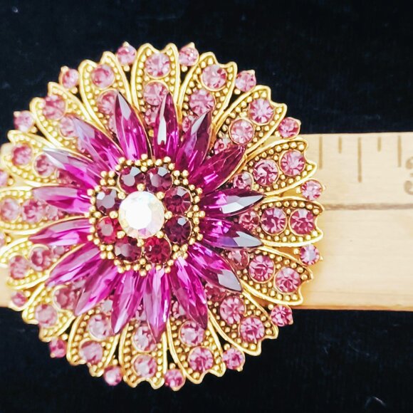 Stunning Purple Brooch - Picture 4 of 4